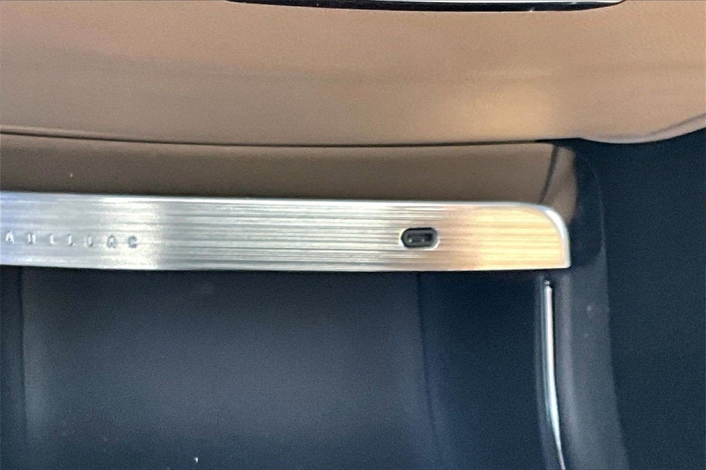 2024 Cadillac LYRIQ Sport 3