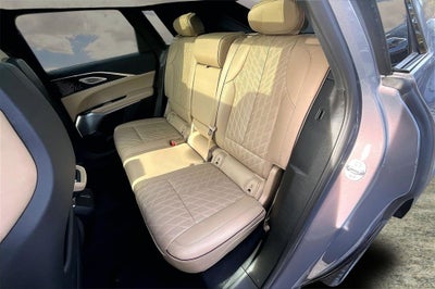 2024 Cadillac LYRIQ Sport 3