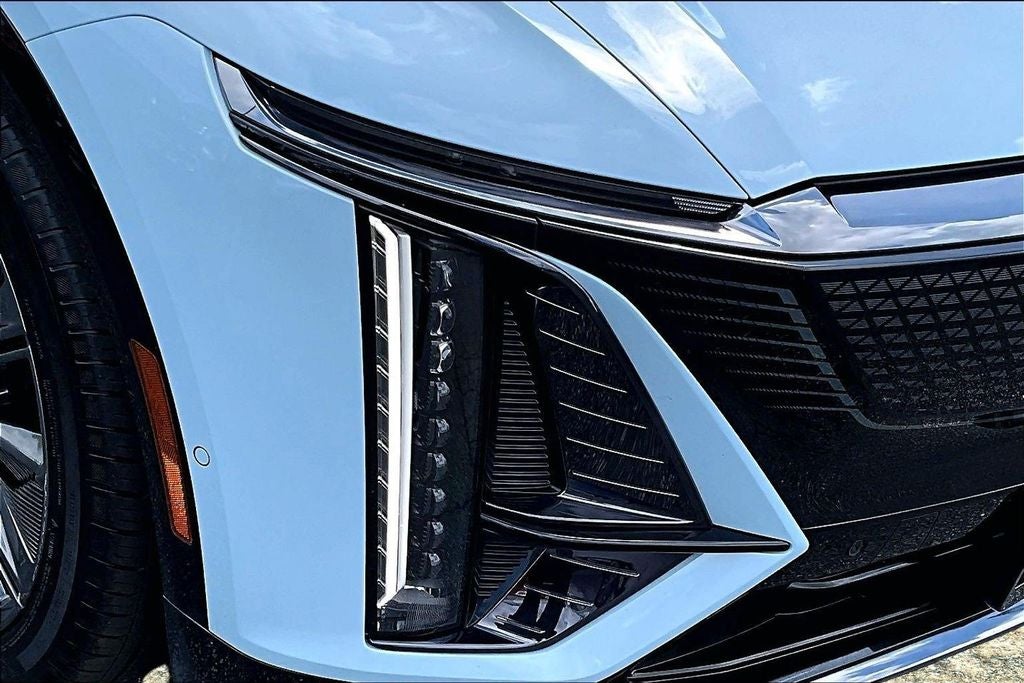 2024 Cadillac LYRIQ Sport 3