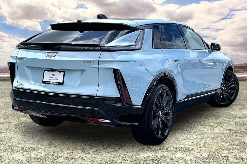 2024 Cadillac LYRIQ Sport 3