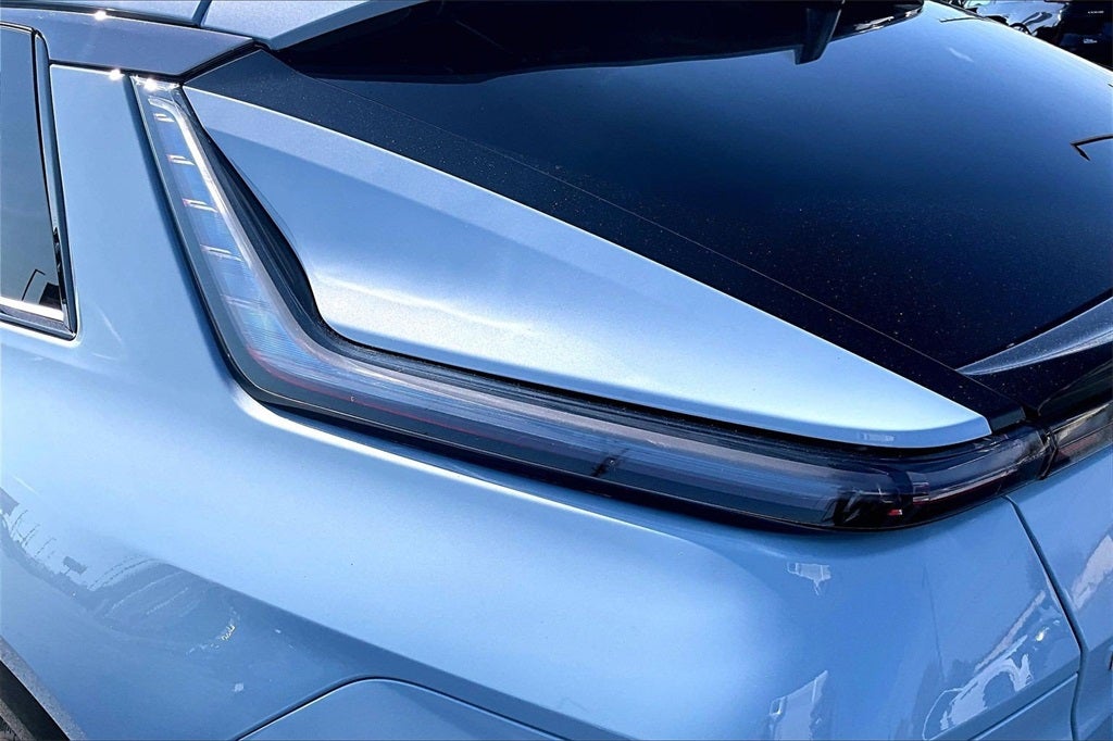 2024 Cadillac LYRIQ Sport 3