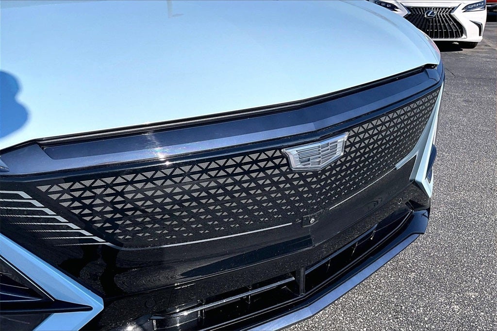 2024 Cadillac LYRIQ Sport 3