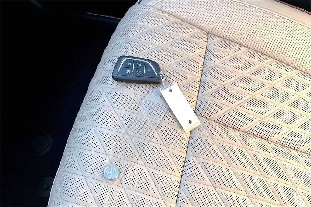 2024 Cadillac LYRIQ Sport 3