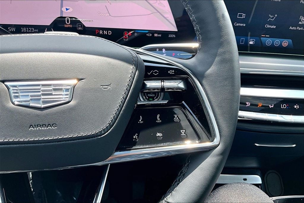 2024 Cadillac LYRIQ Sport 3