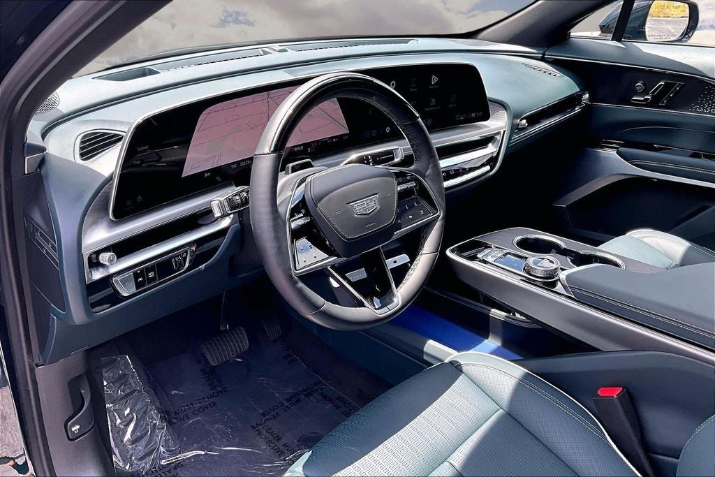 2024 Cadillac LYRIQ Sport 3