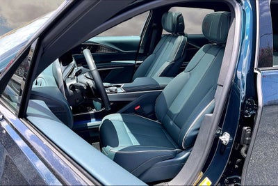 2024 Cadillac LYRIQ Sport 3