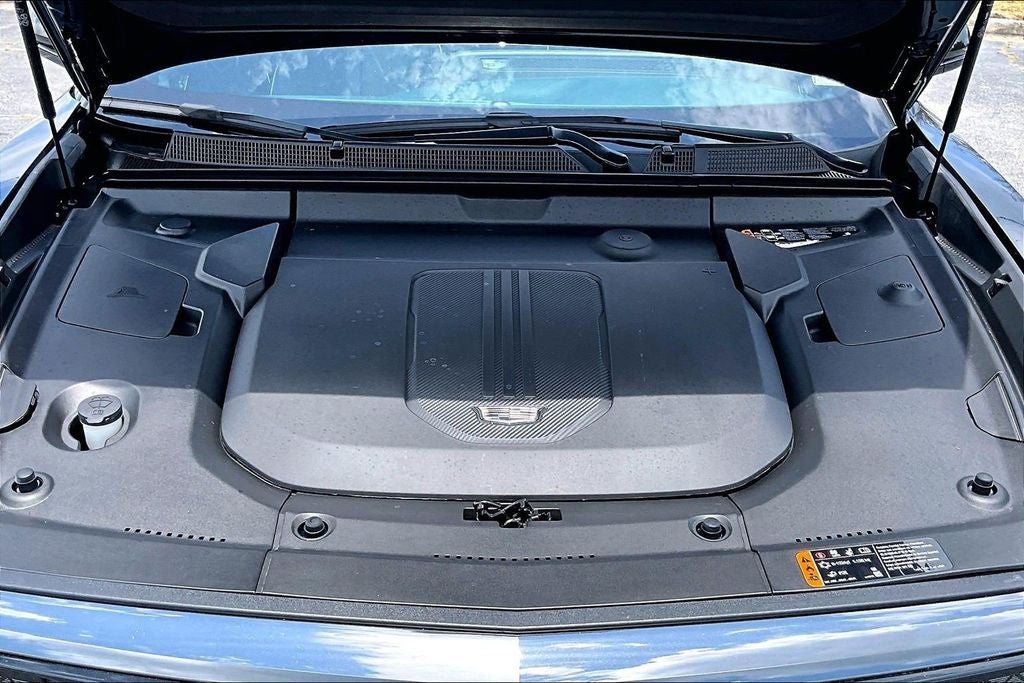 2024 Cadillac LYRIQ Sport 3