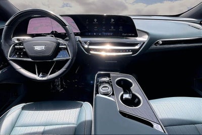 2024 Cadillac LYRIQ Sport 3