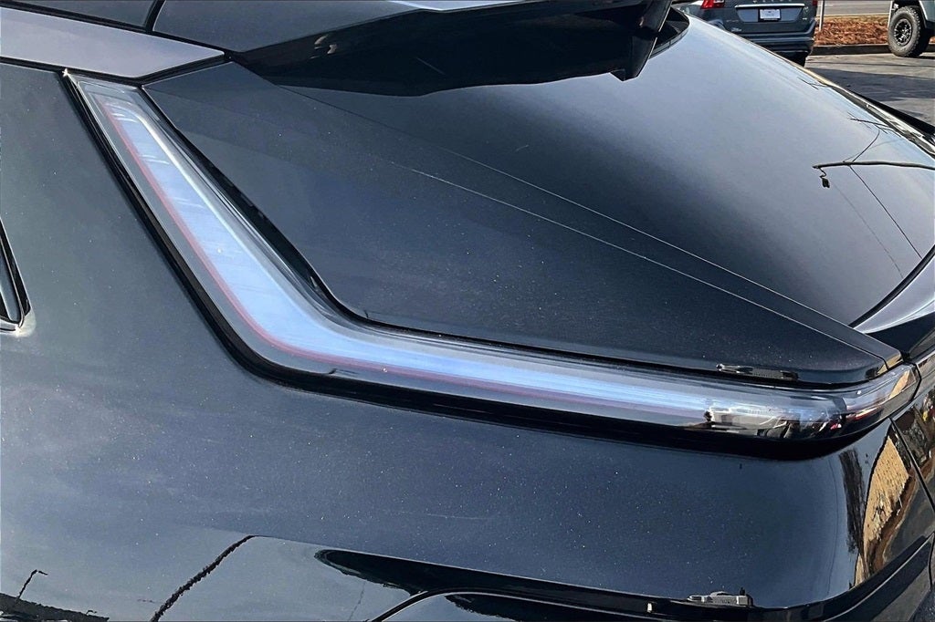 2024 Cadillac LYRIQ Sport 3