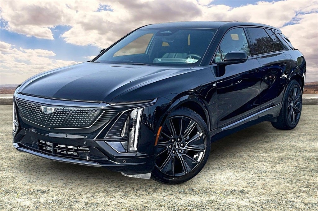 2024 Cadillac LYRIQ Sport 3