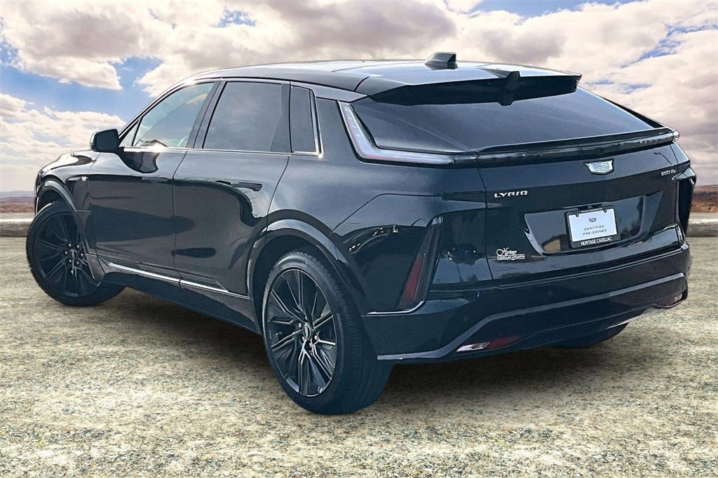 2024 Cadillac LYRIQ Sport 3