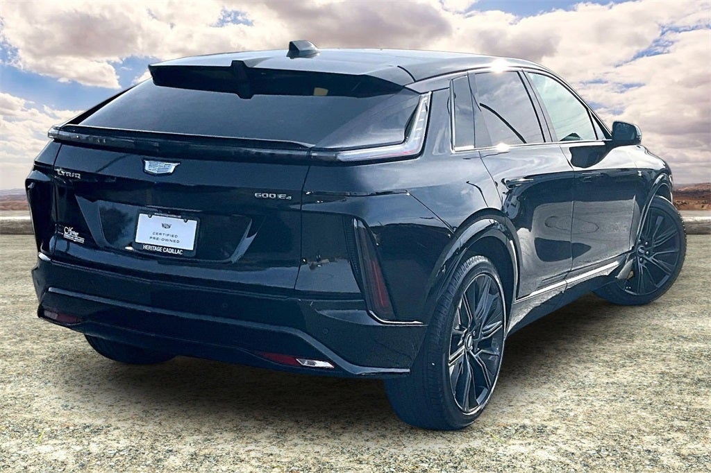 2024 Cadillac LYRIQ Sport 3