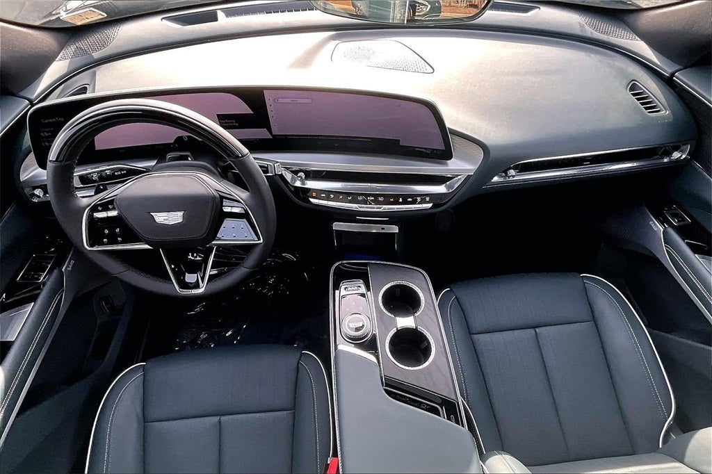 2024 Cadillac LYRIQ Sport 3