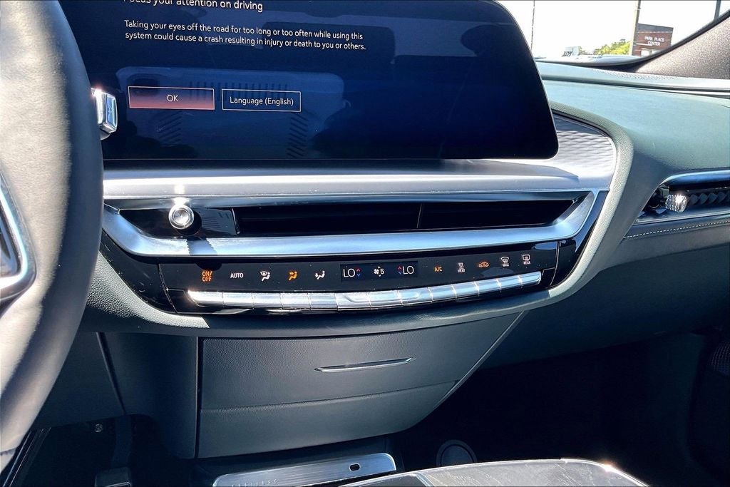 2025 Cadillac LYRIQ Sport 3