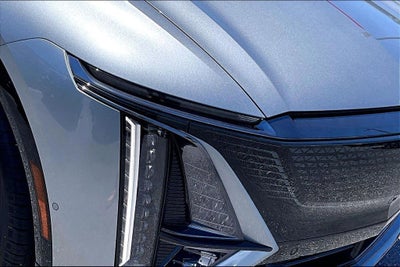 2025 Cadillac LYRIQ Sport 3