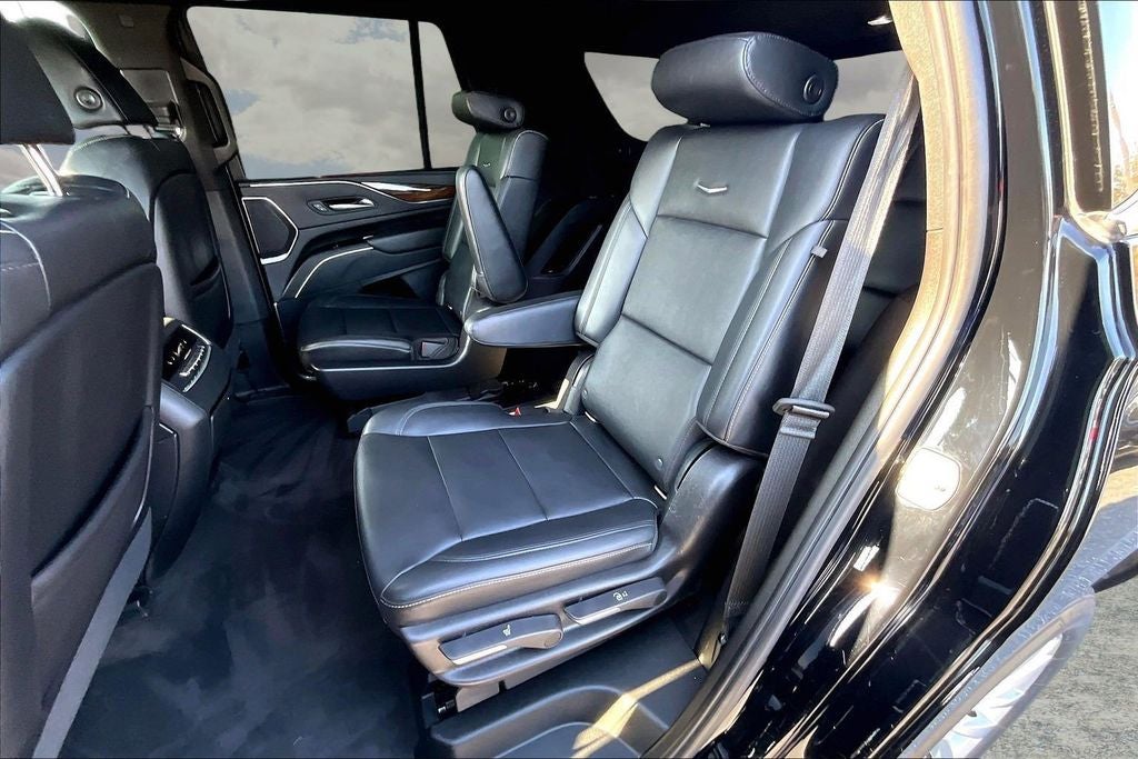 2022 Cadillac Escalade Luxury