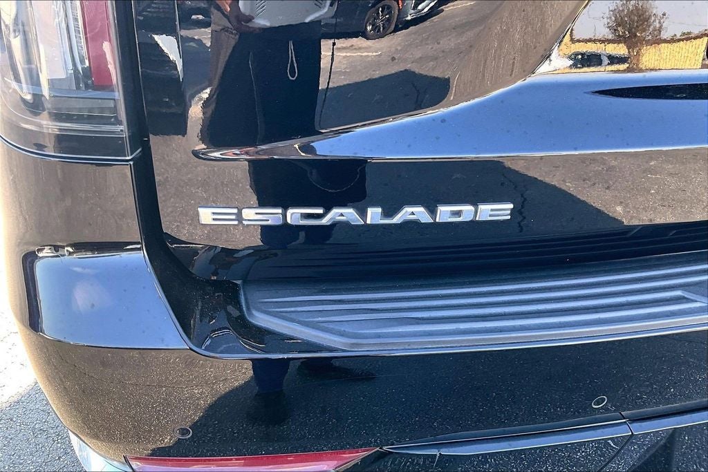 2022 Cadillac Escalade Luxury