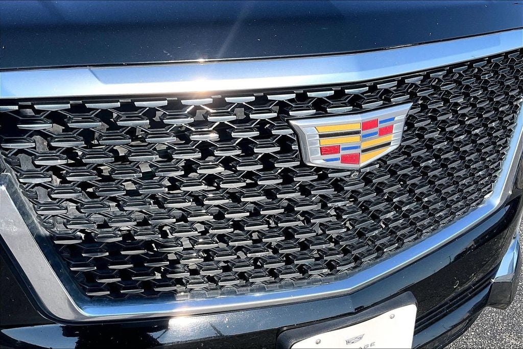 2022 Cadillac Escalade Luxury
