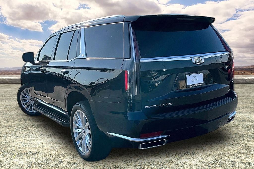 2022 Cadillac Escalade Luxury