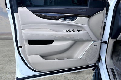 2018 Cadillac Escalade Luxury