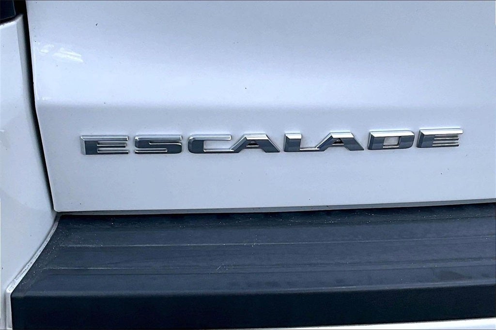 2018 Cadillac Escalade Luxury