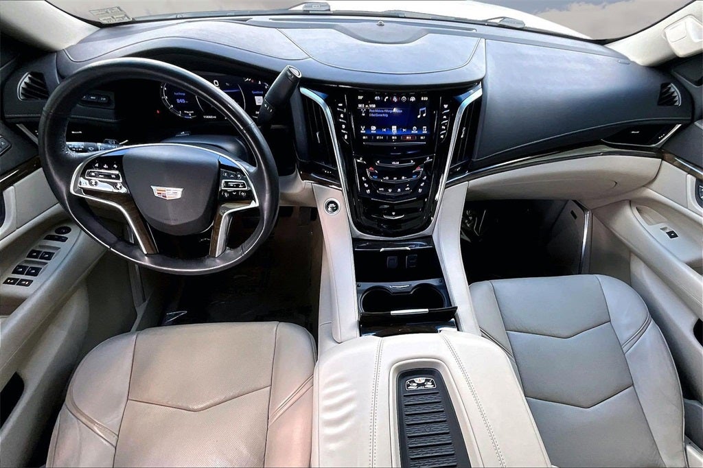 2018 Cadillac Escalade Luxury