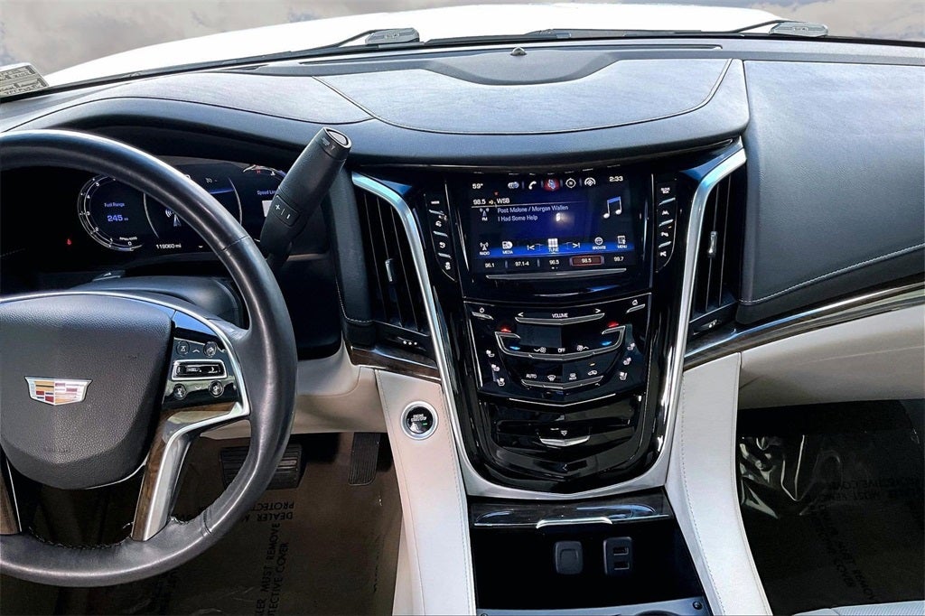 2018 Cadillac Escalade Luxury
