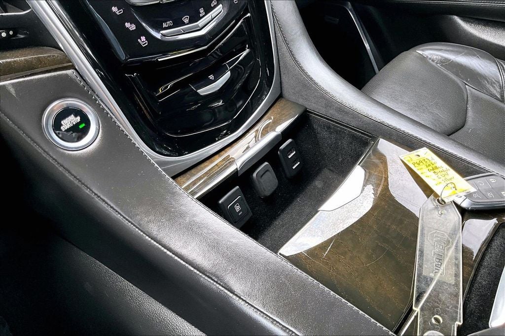 2020 Cadillac Escalade Platinum Edition