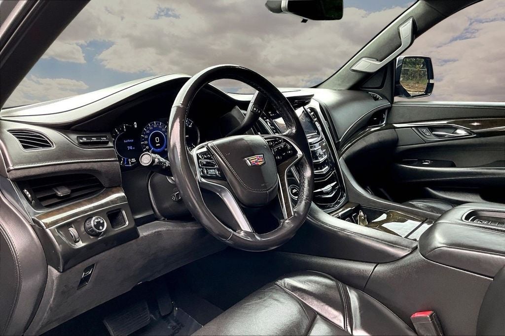 2020 Cadillac Escalade Platinum Edition
