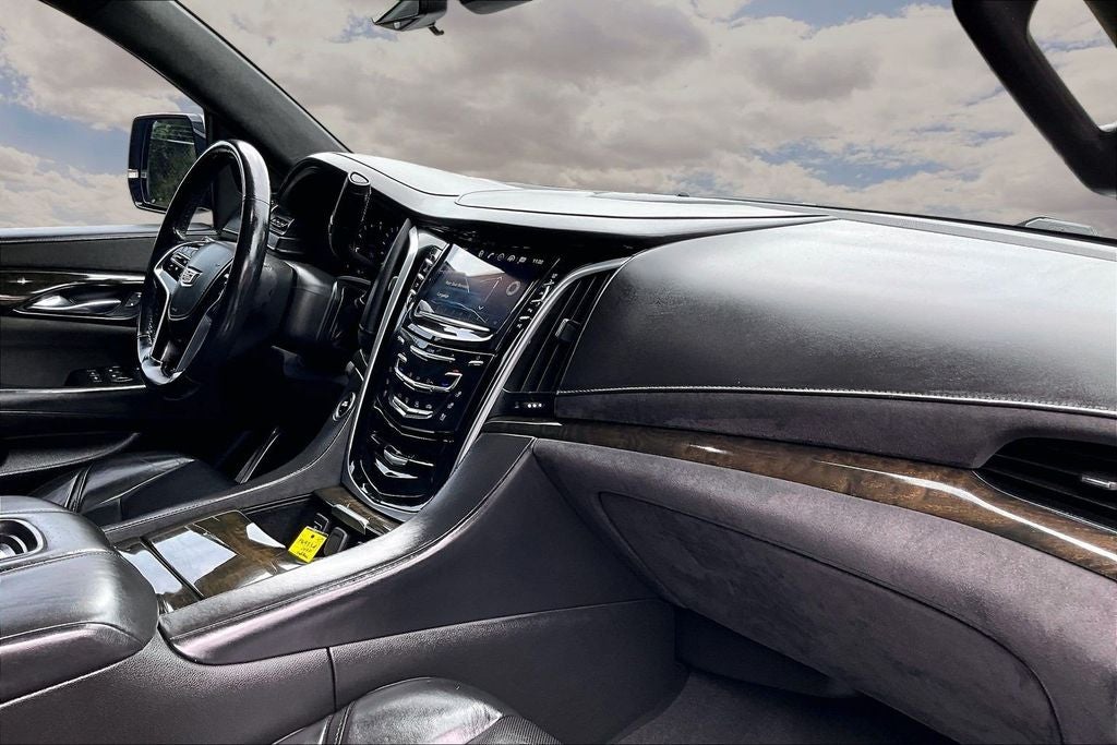 2020 Cadillac Escalade Platinum Edition