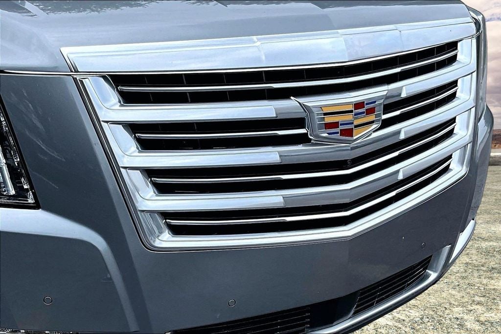 2020 Cadillac Escalade Platinum Edition