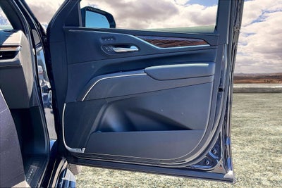 2024 Cadillac Escalade ESV Premium