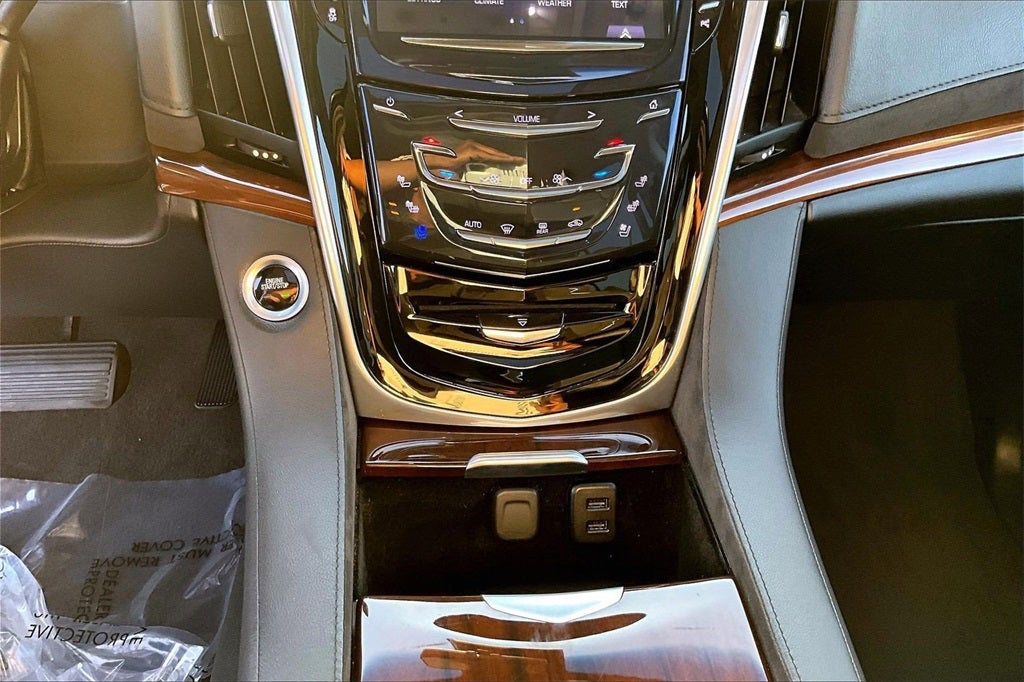 2020 Cadillac Escalade Luxury