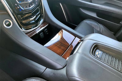 2020 Cadillac Escalade Luxury
