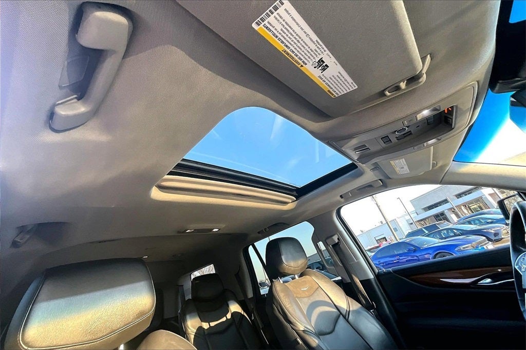 2020 Cadillac Escalade Luxury