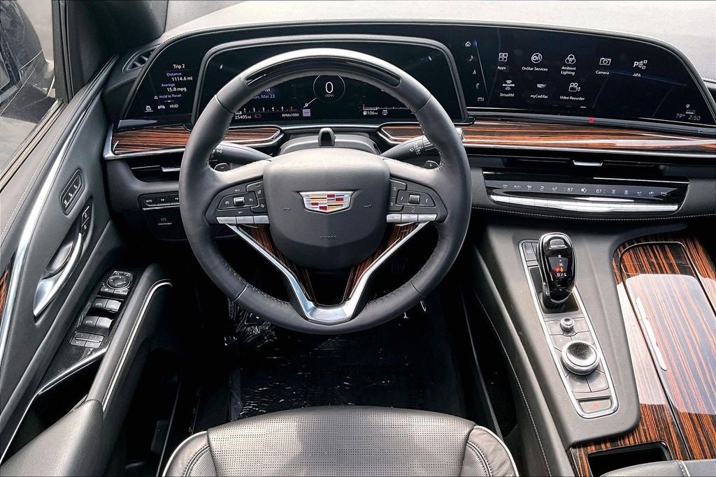 2023 Cadillac Escalade Premium Luxury