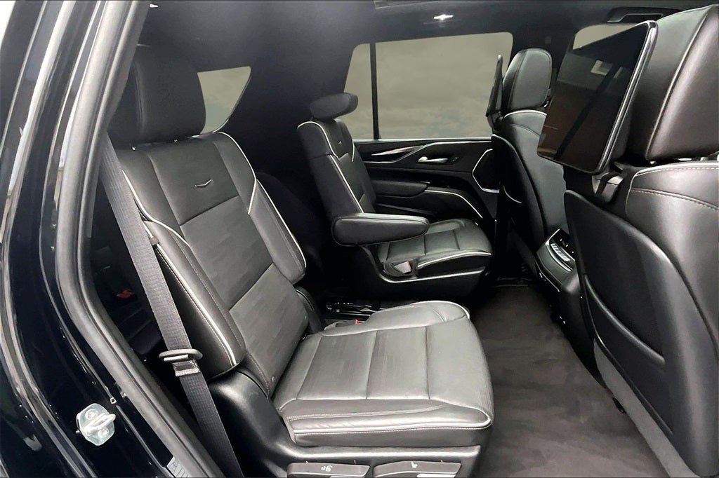 2023 Cadillac Escalade Sport