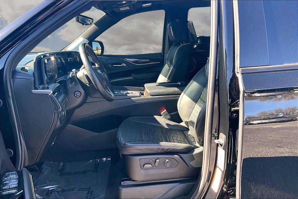 2024 Cadillac Escalade ESV Sport Platinum