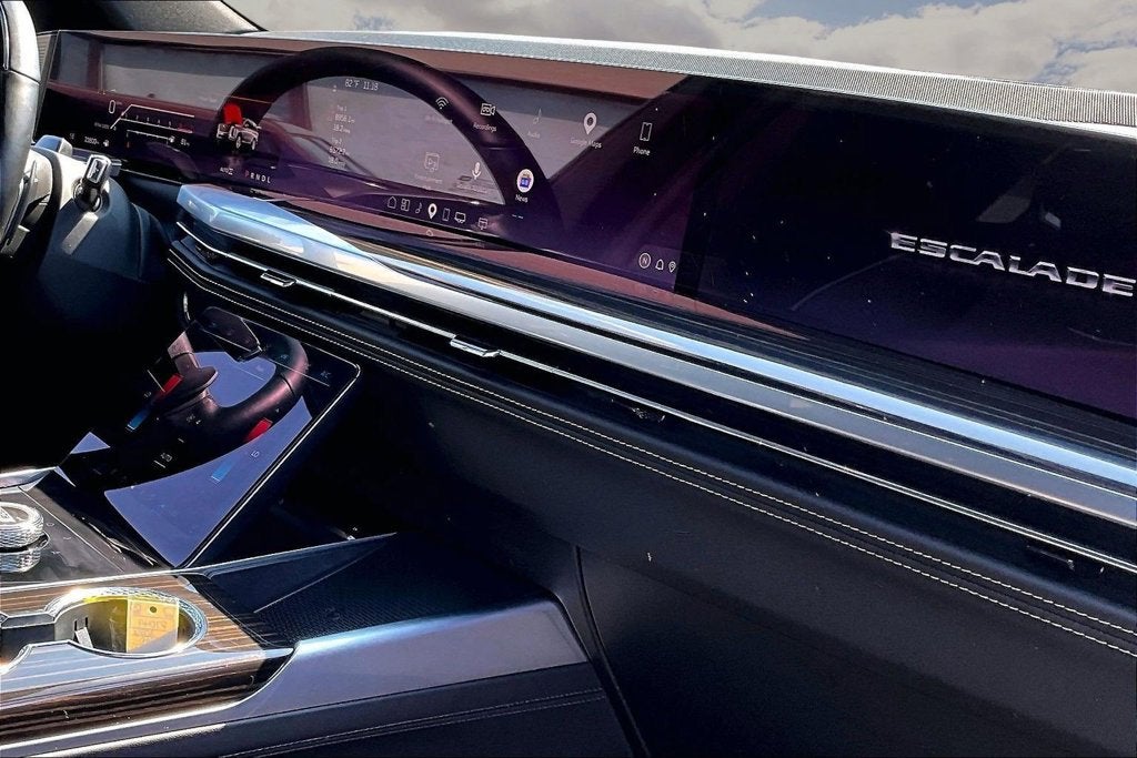 2026 Cadillac Escalade Luxury