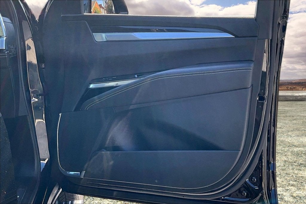 2026 Cadillac Escalade Luxury
