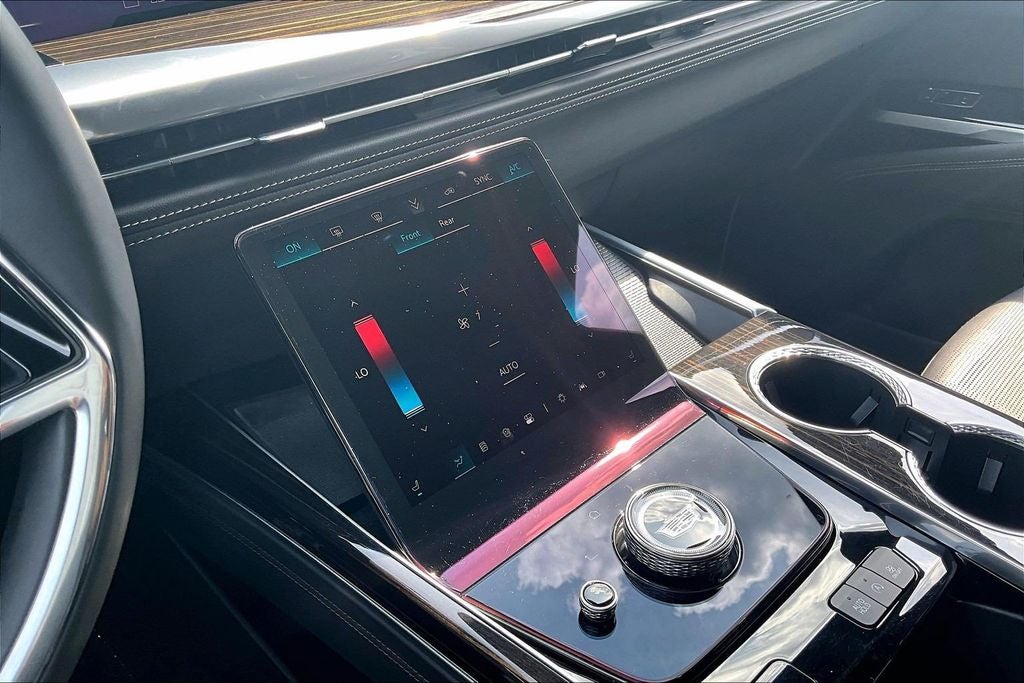 2025 Cadillac Escalade Premium Luxury
