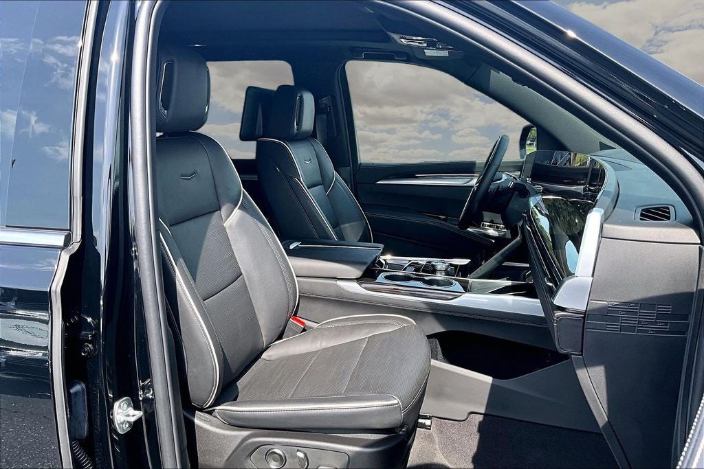 2025 Cadillac Escalade Premium Luxury