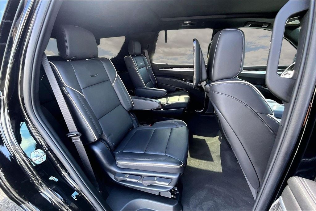 2025 Cadillac Escalade Premium Luxury