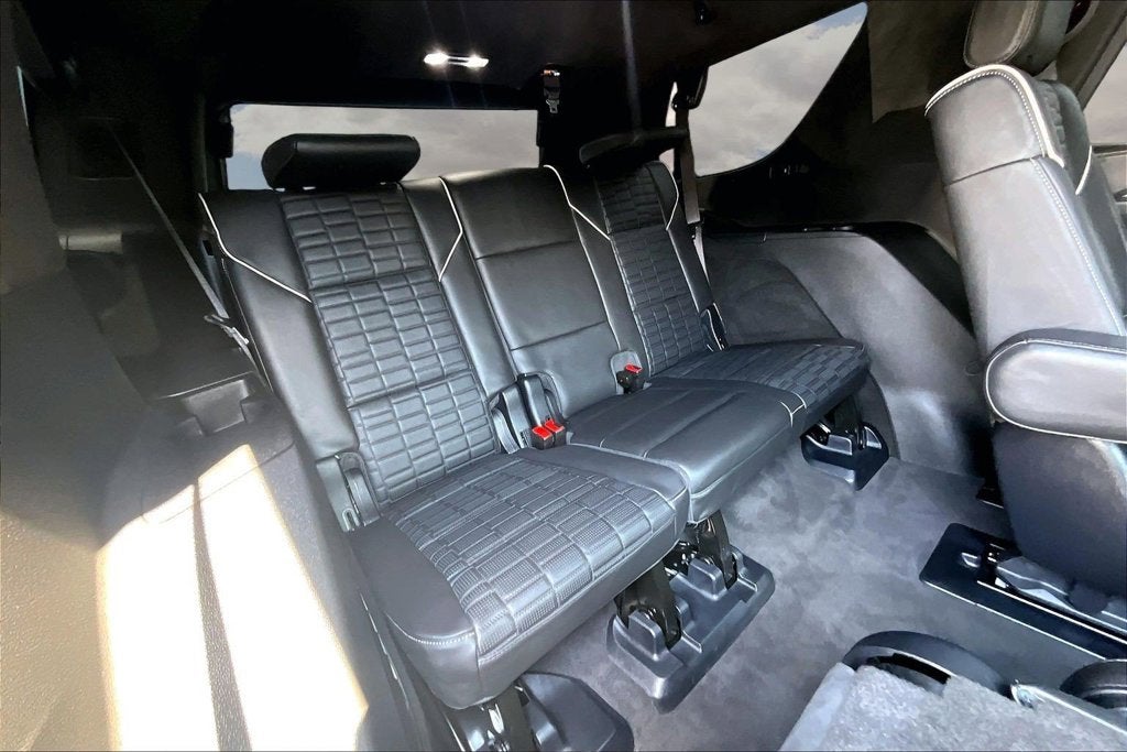 2025 Cadillac Escalade Sport Platinum
