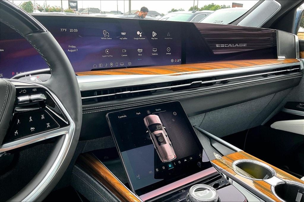 2025 Cadillac Escalade Sport Platinum