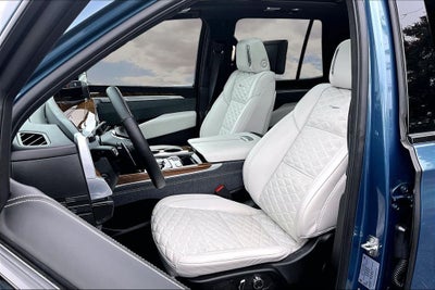 2025 Cadillac Escalade Sport Platinum