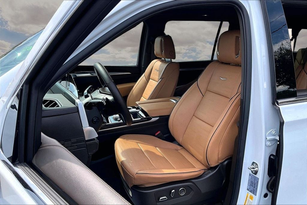 2026 Cadillac Escalade ESV Luxury