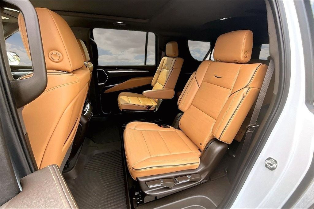 2026 Cadillac Escalade ESV Luxury