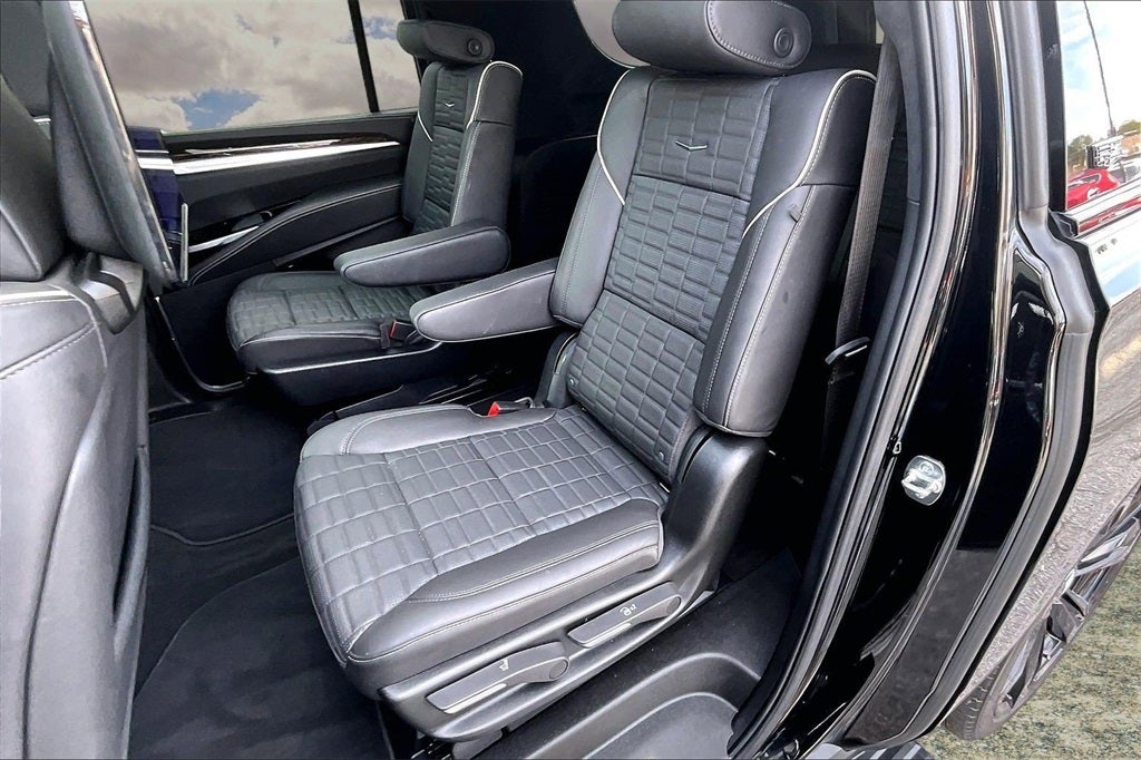 2025 Cadillac Escalade ESV Sport Platinum