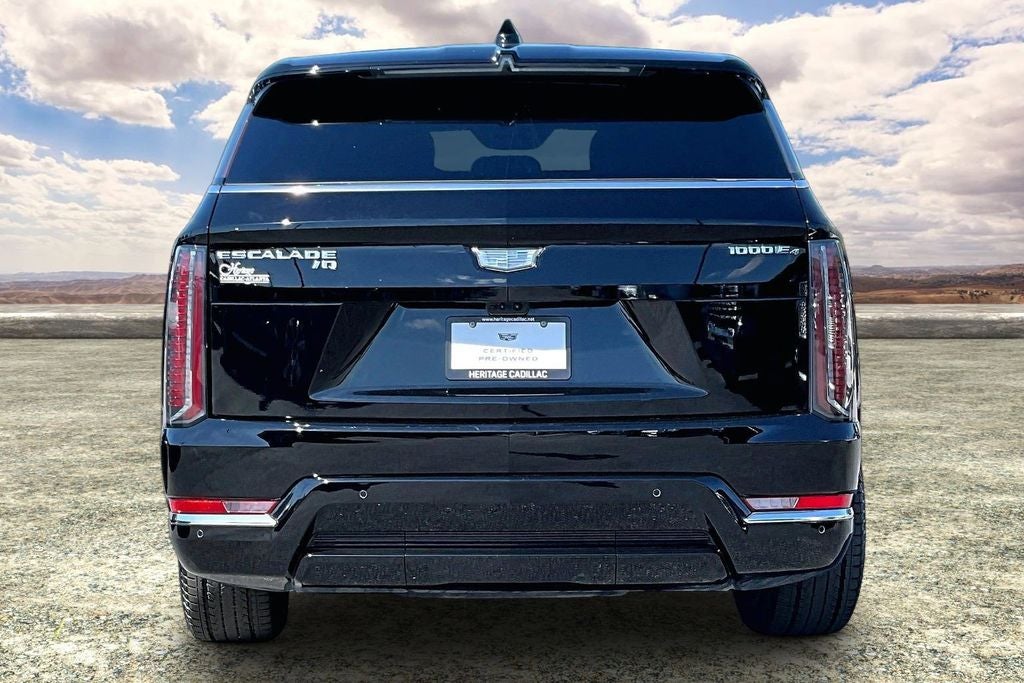 2026 Cadillac ESCALADE IQ Luxury